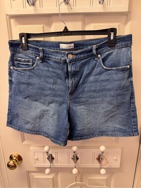 LOFT size 12 Jean Shorts